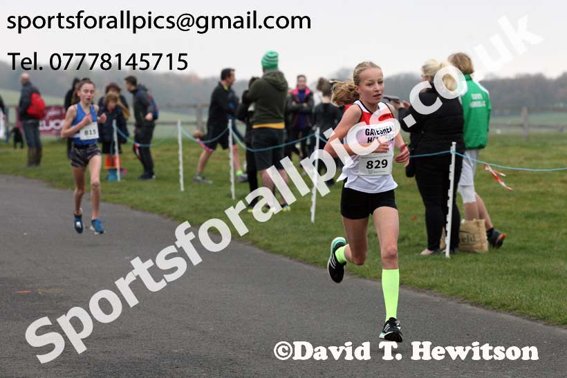 Boys and girls under-15s, Heaton Memorial 10k Road Race, Newcastle Town Moor. Photo:  David T. Hewitson/Sports for All Pics